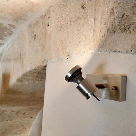 Monolocale Prezioso Villa Trani Bagian luar foto