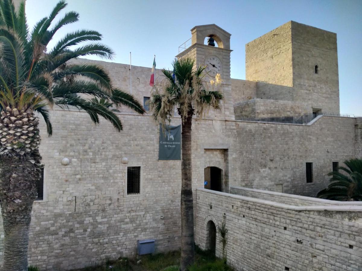 Monolocale Prezioso Villa Trani Bagian luar foto