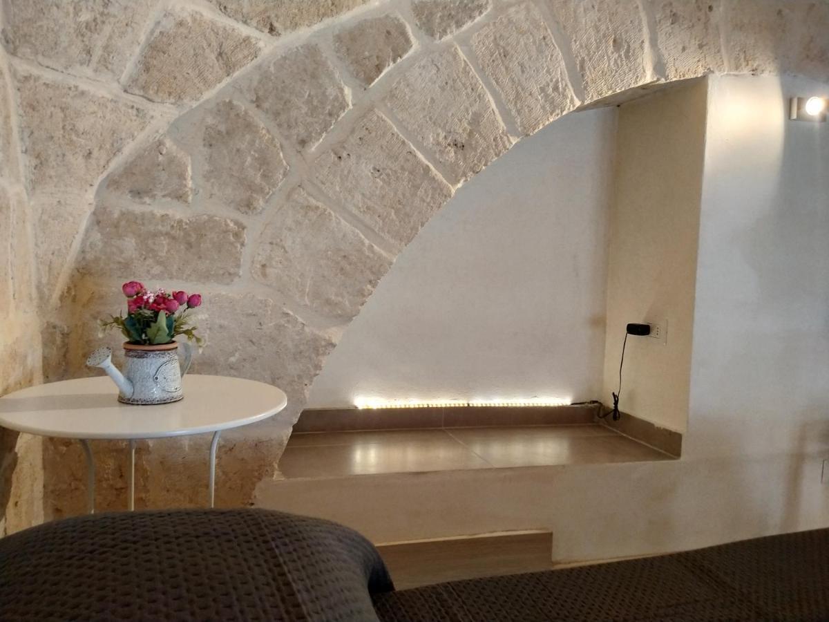 Monolocale Prezioso Villa Trani Bagian luar foto