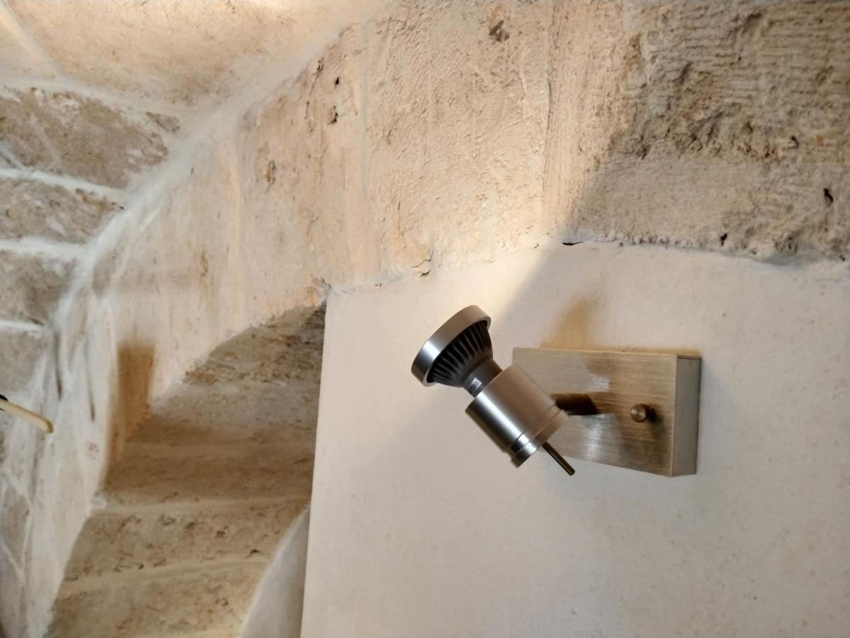 Monolocale Prezioso Villa Trani Bagian luar foto